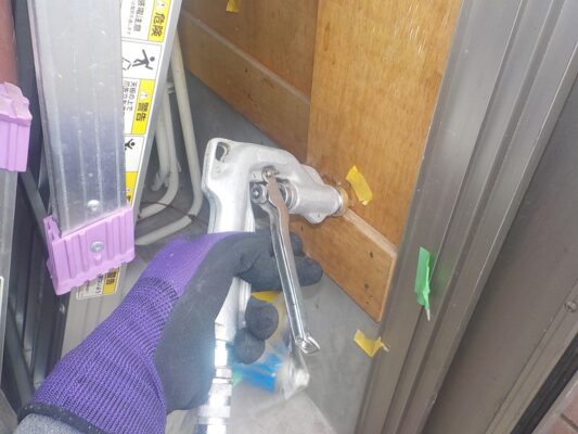 近所の工務店さんより格安でやっていただけました