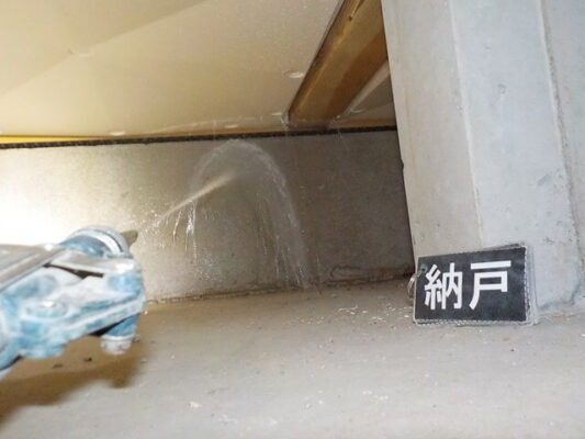 工事当日は養生から事前説明、防蟻処理まで２時間程度で終了しました