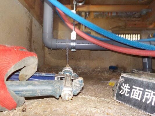 施工後は薬剤の匂いはしますが個人的にはそこまで気になりませんでした