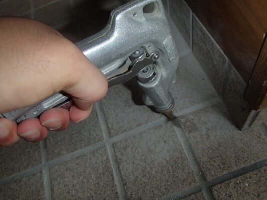 床下収納に入れた荷物の出し入れが心配だったのですがすみやかに移動していただけました