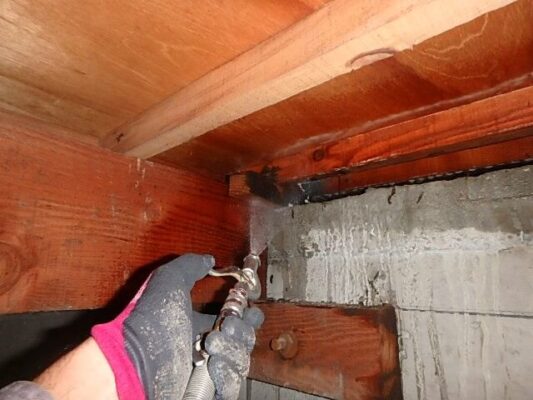 値段が手頃で損害補償もついているのでシロアリ予防をお願いしました