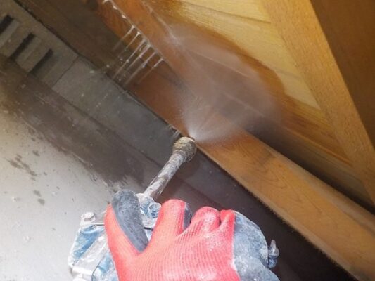 ビニールカバーを敷設するなど細やかな気配りには本当に感心しました