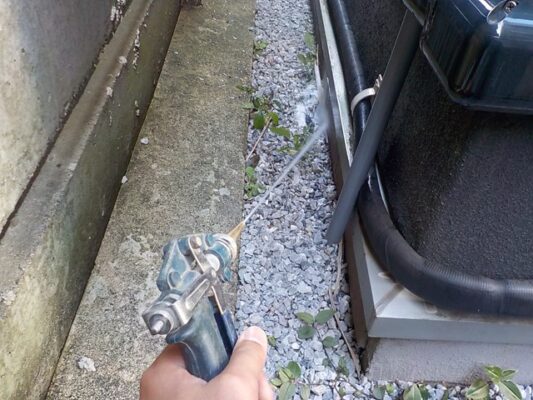 玄関ドアの柱がシロアリにやられていましたが、しっかり対応してもらえました。